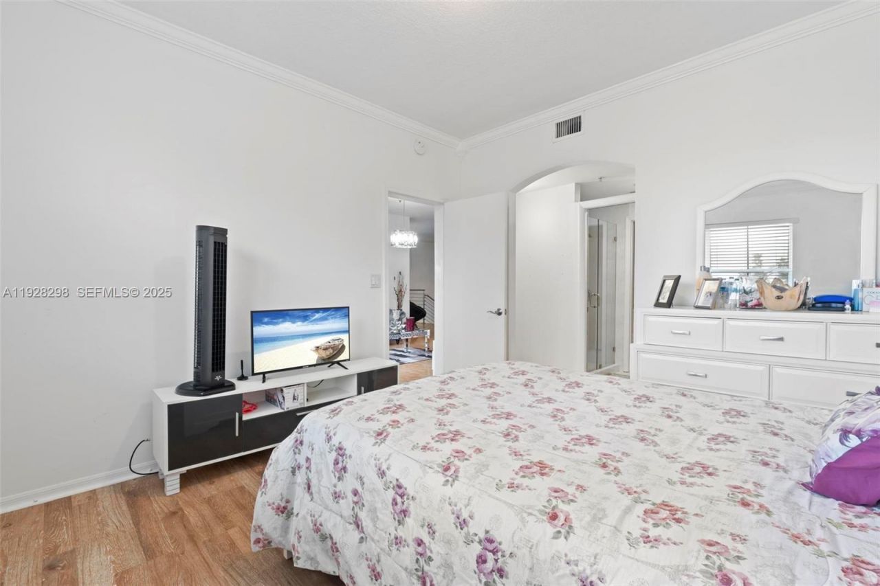 6500 NW 114th Ave, Unit 1032, Doral, FL 33178 Photo