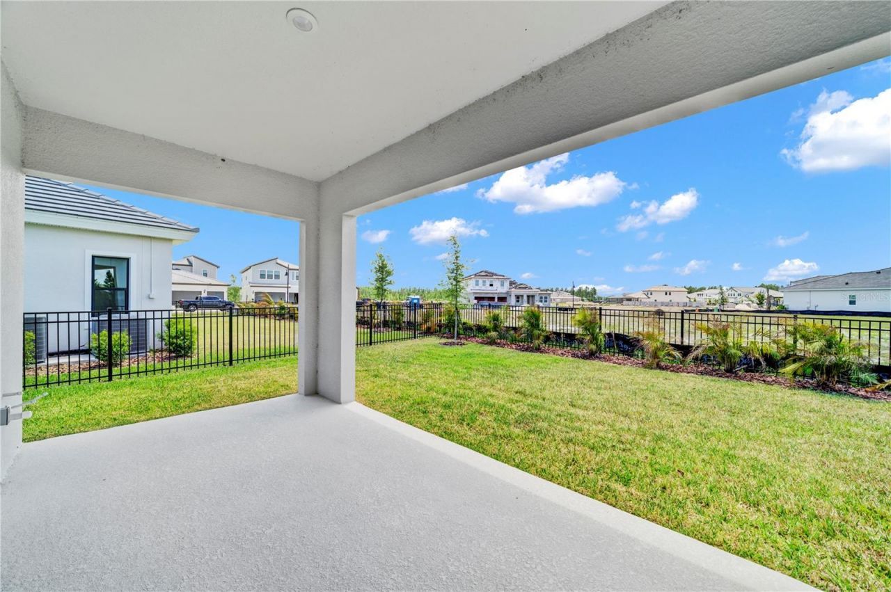 35564 Big Hawk Drive, Zephyrhills, FL 33541 Photo