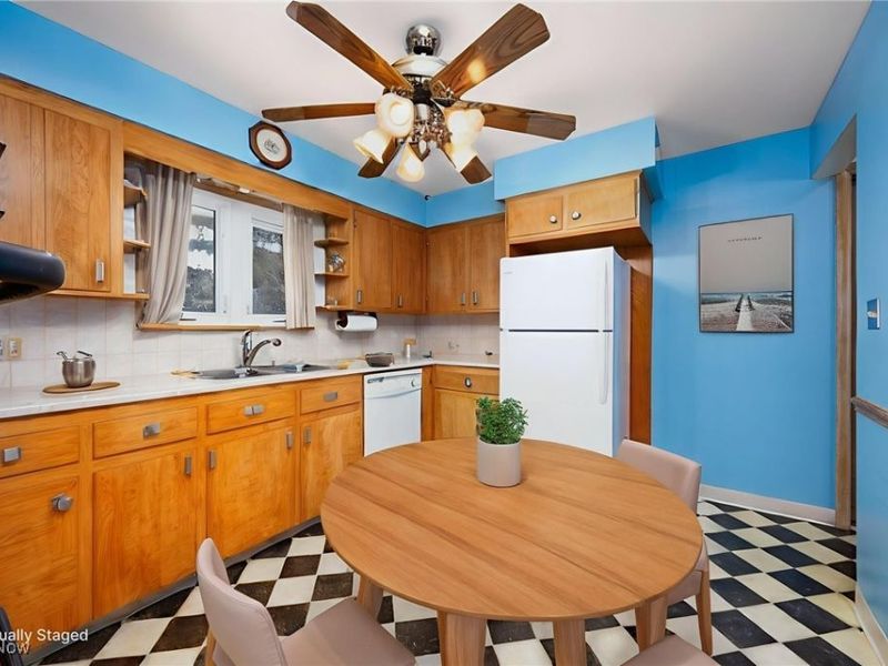 364 Mowbray Road, Akron, OH 44333 Photo 12