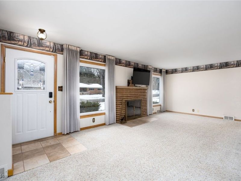 364 Mowbray Road, Akron, OH 44333 Photo 6