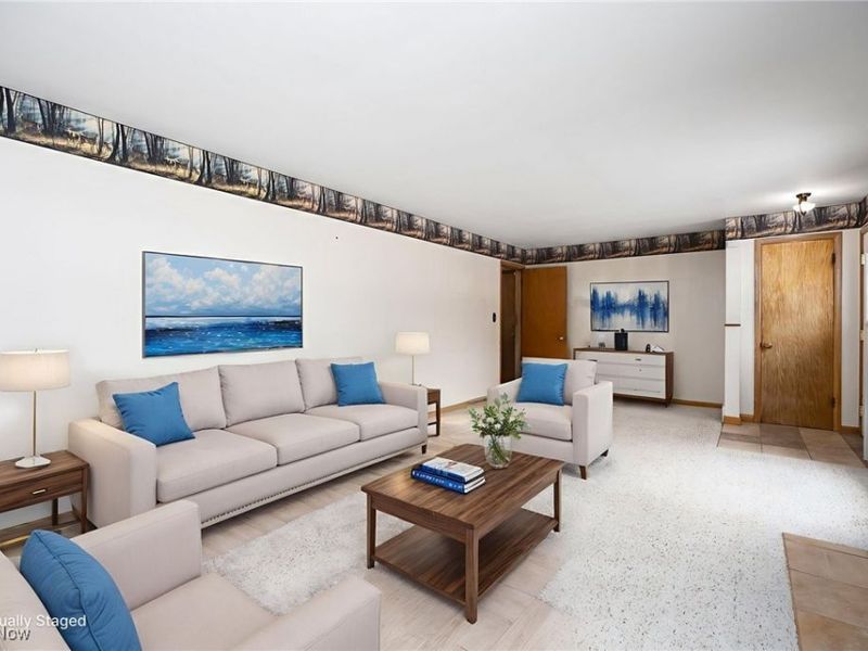 364 Mowbray Road, Akron, OH 44333 Photo 8