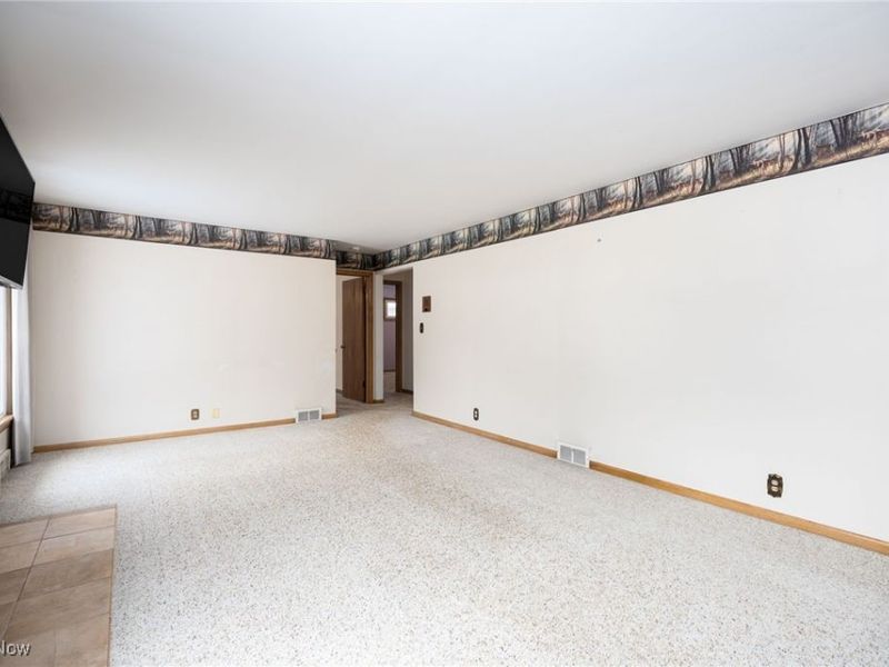 364 Mowbray Road, Akron, OH 44333 Photo 9