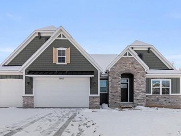8858 Lapham Drive NE, Algoma Twp, MI 49341