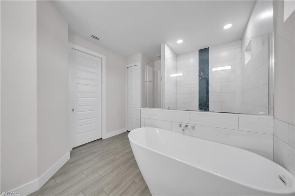 309 NE 15th Ter, Cape Coral, FL 33909 Photo