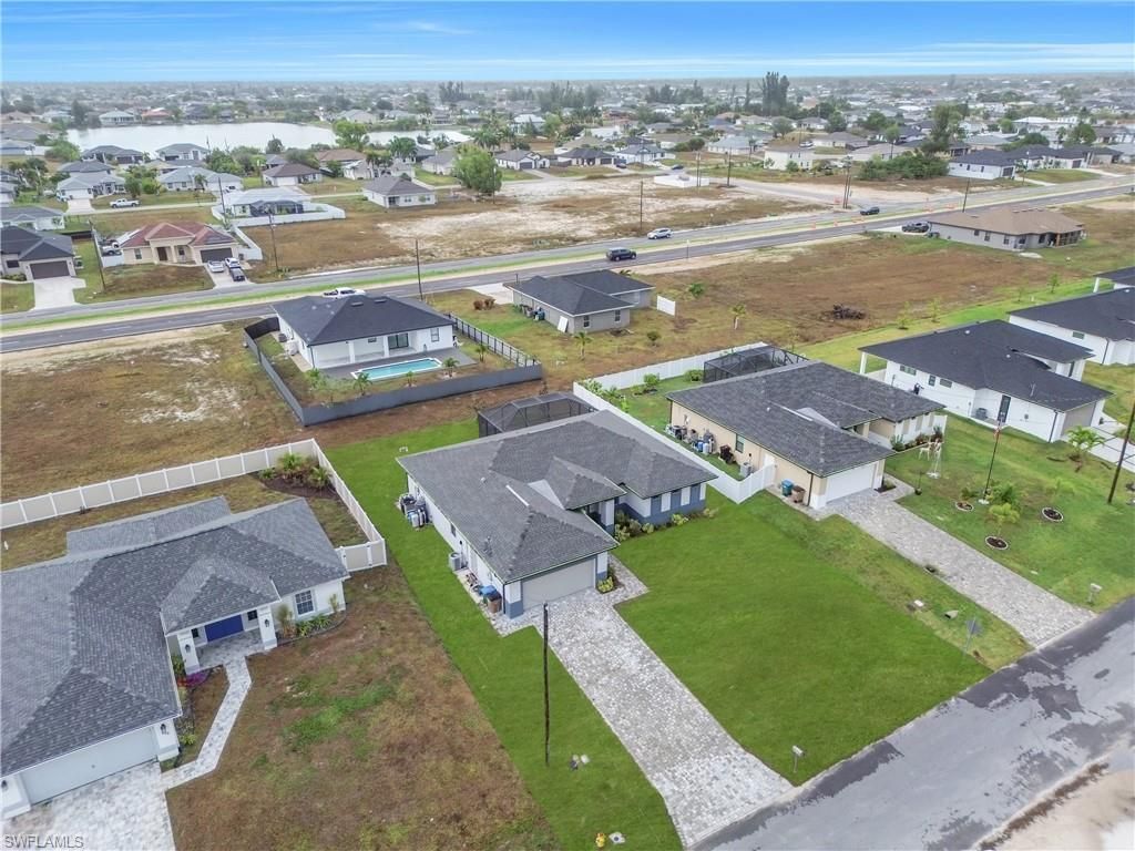 309 NE 15th Ter, Cape Coral, FL 33909 Photo
