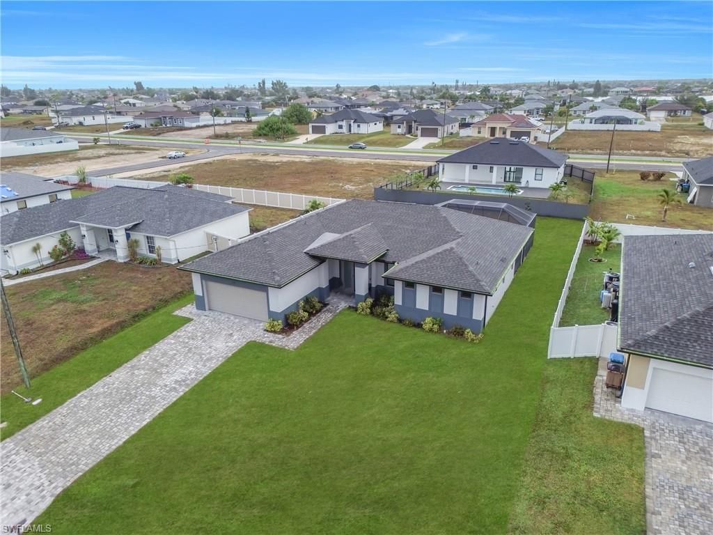 309 NE 15th Ter, Cape Coral, FL 33909 Photo