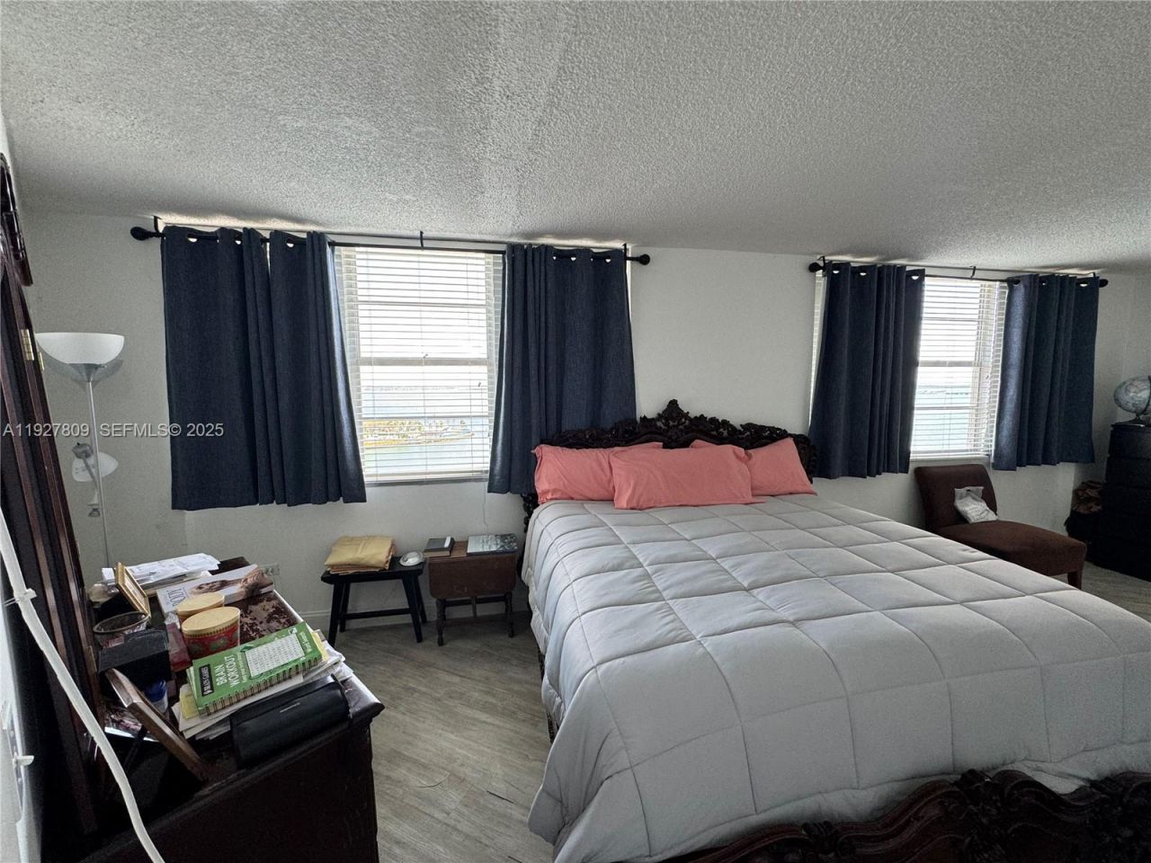 905 Brickell Bay Dr, Unit 1530, Miami, FL 33131 Photo