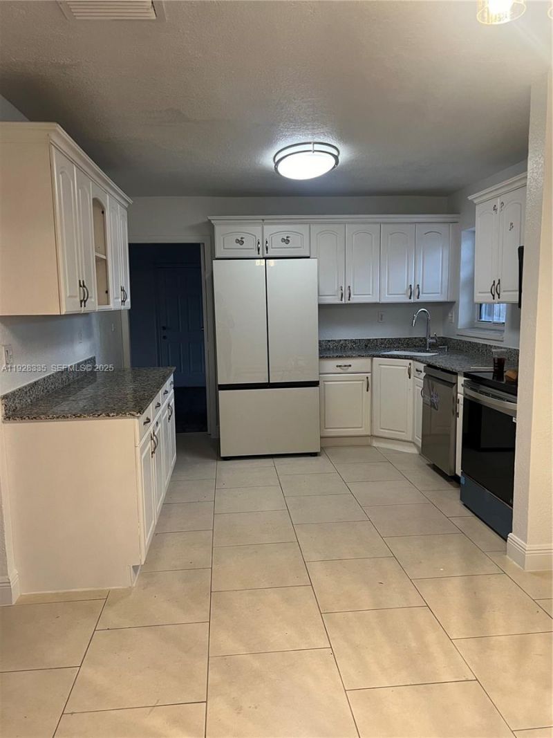 17331 NW 45th Ct, Miami Gardens, FL 33055 Photo