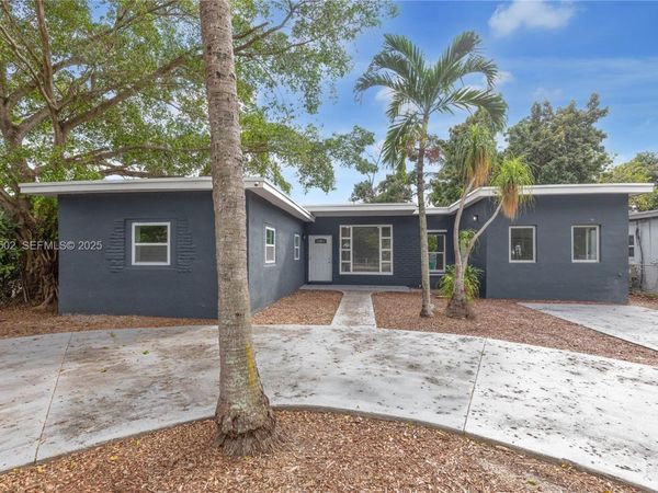 434 NW 110th St, Miami, FL 33168