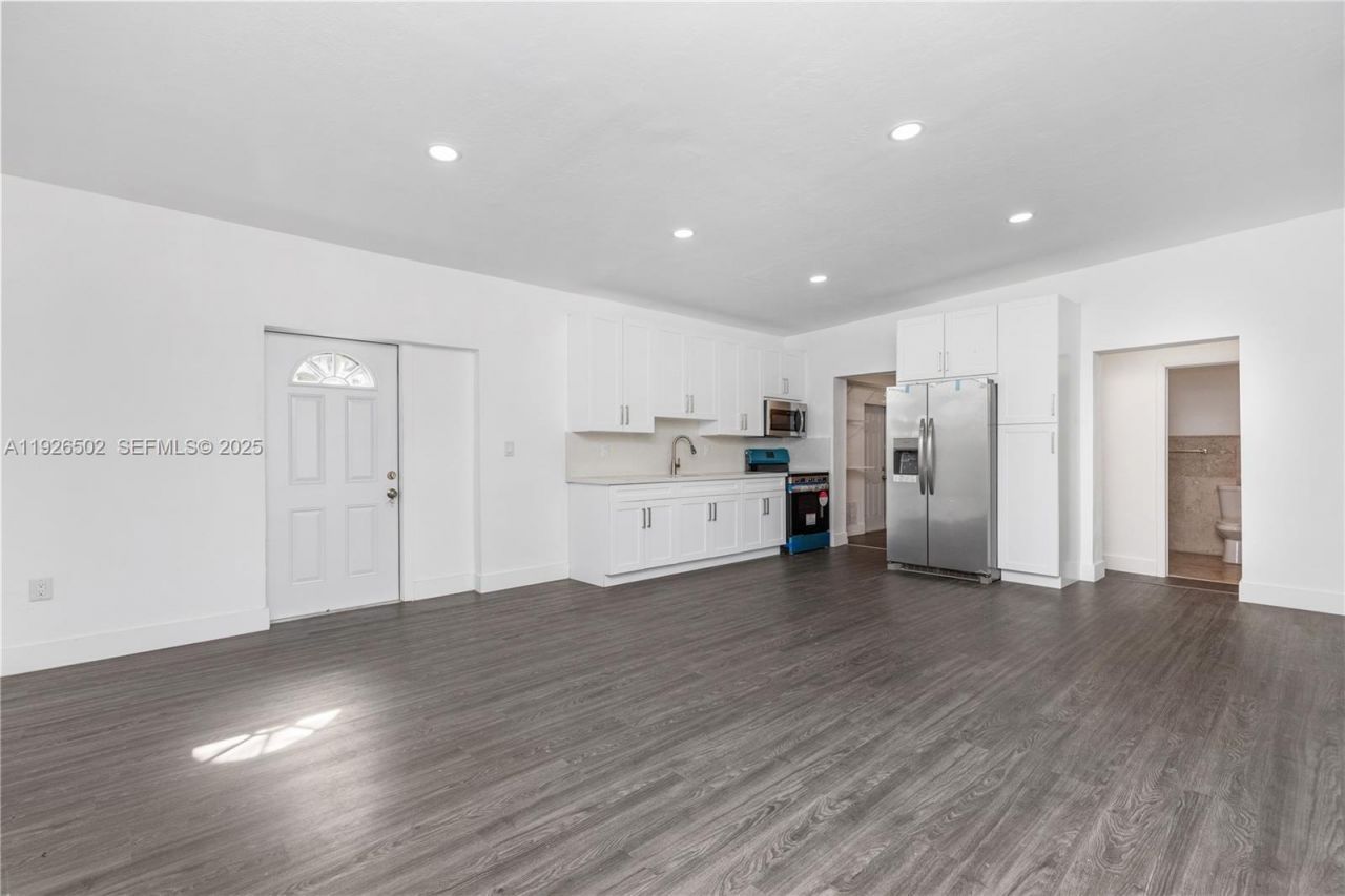 434 NW 110th St, Miami, FL 33168 Photo