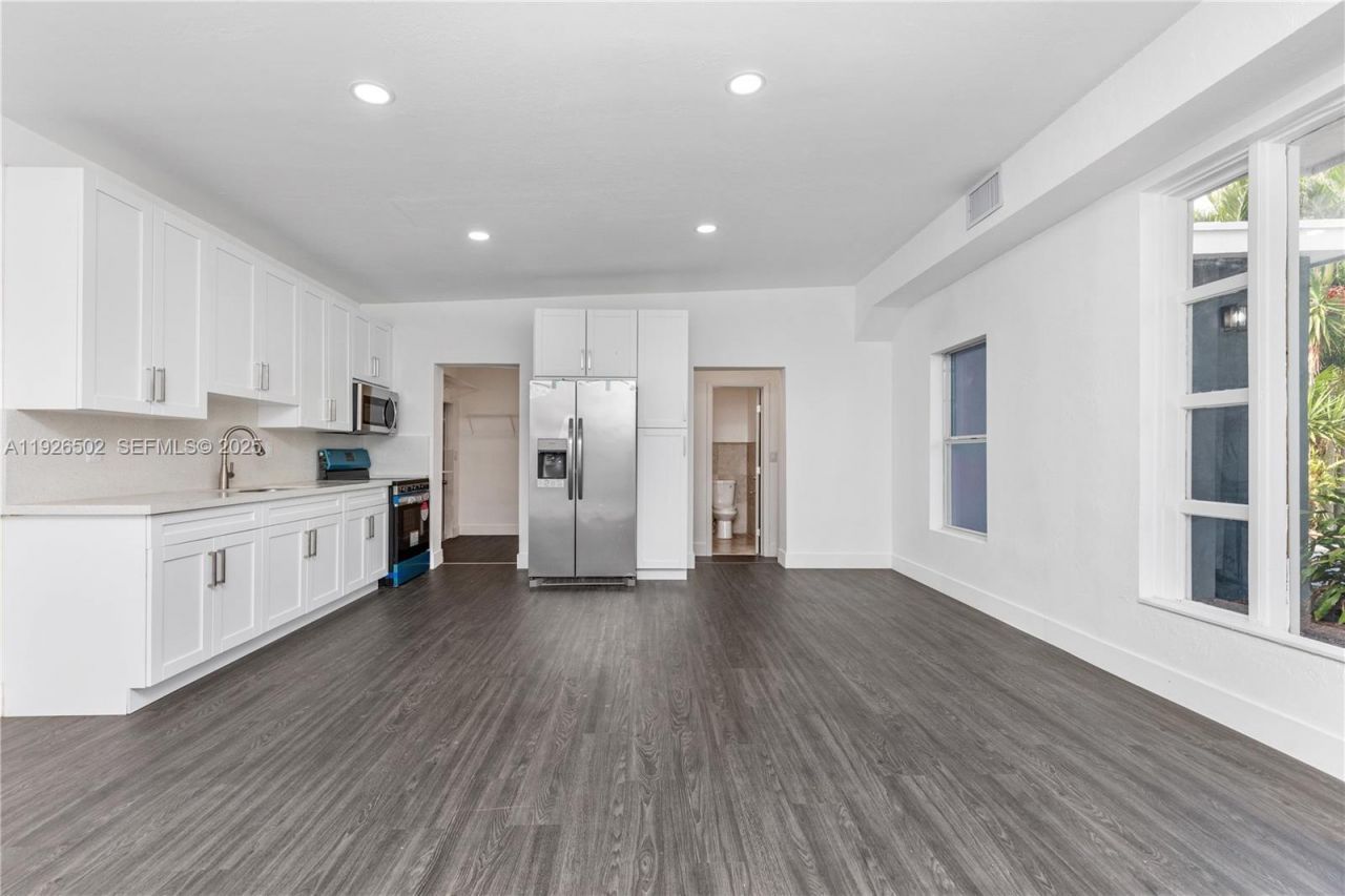 434 NW 110th St, Miami, FL 33168 Photo