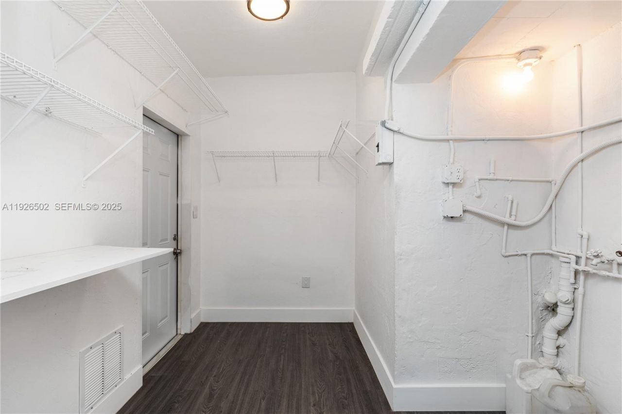 434 NW 110th St, Miami, FL 33168 Photo