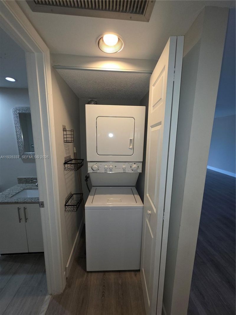 1401 SW 128th Ter, Unit 305H, Pembroke Pines, FL 33027 Photo