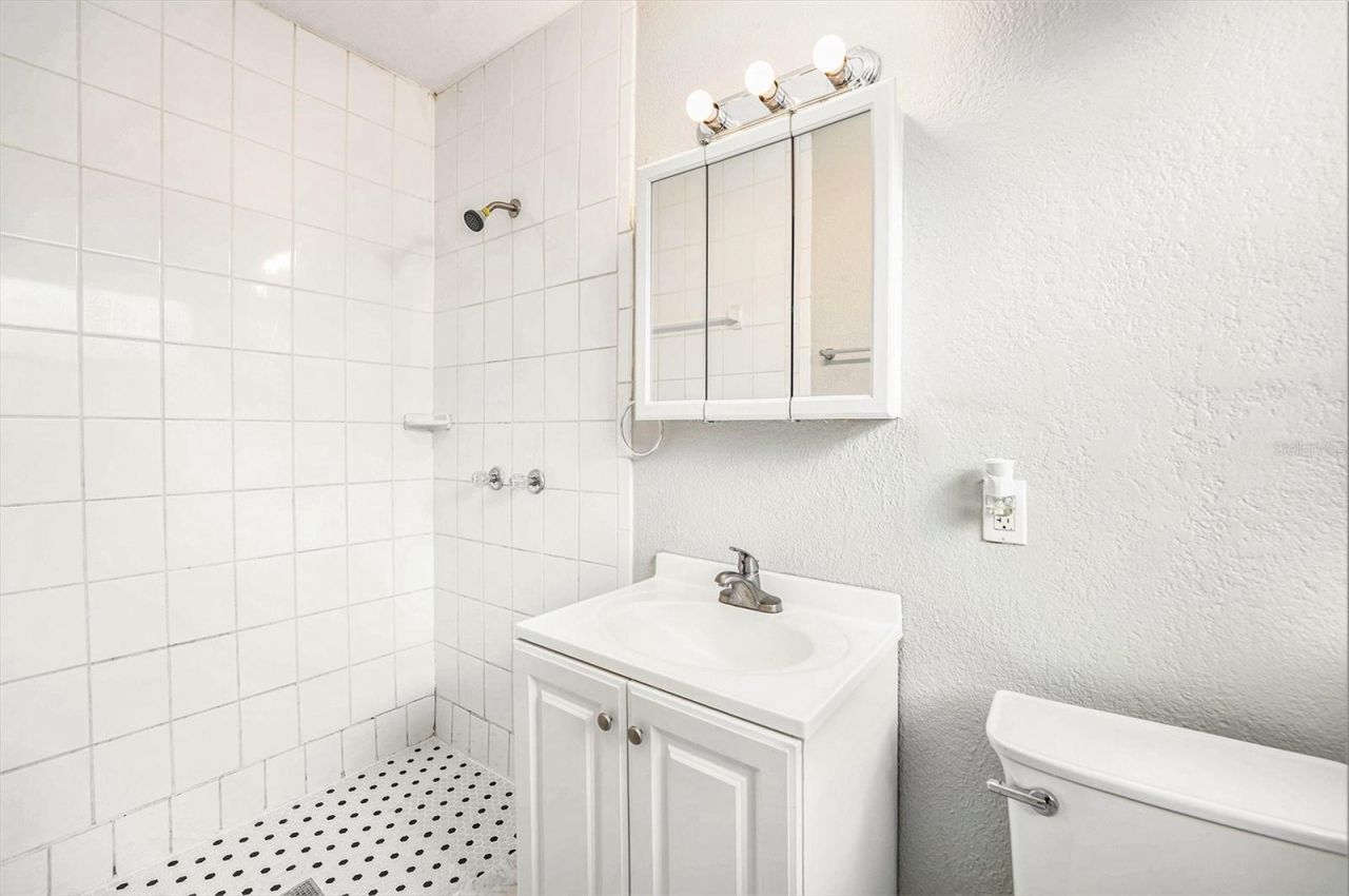 4260 Narvarez Way S, Saint Petersburg, FL 33712 Photo