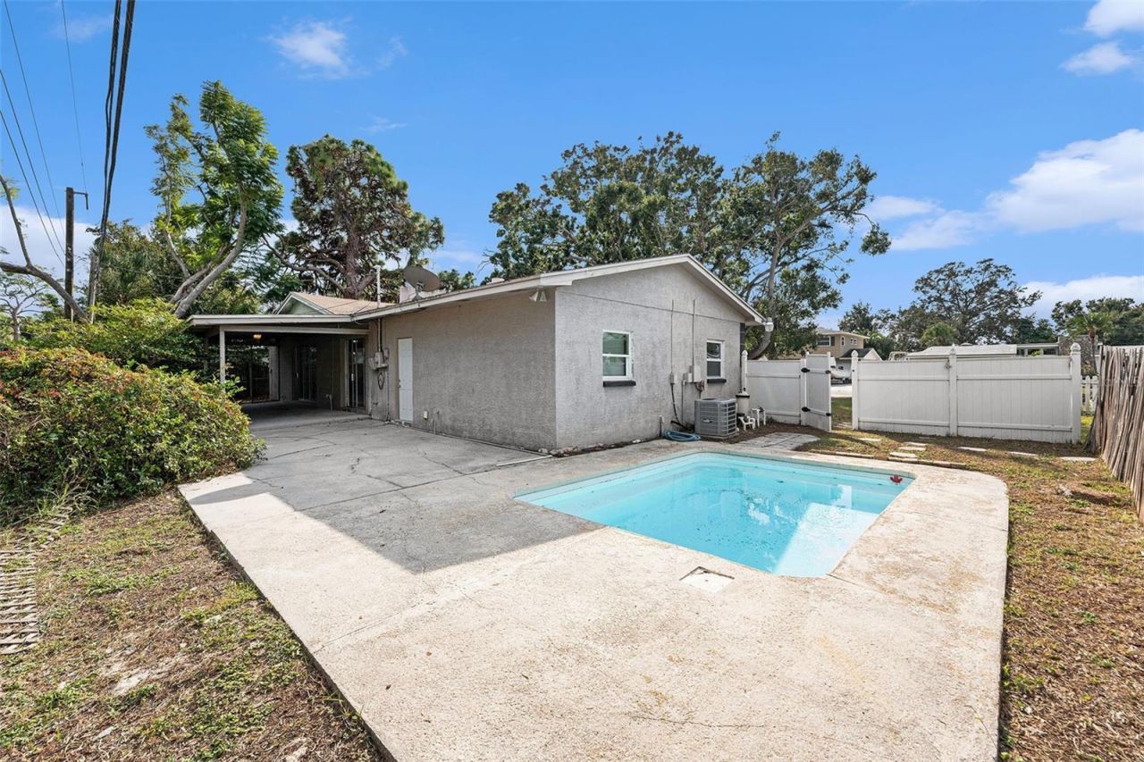 4260 Narvarez Way S, Saint Petersburg, FL 33712 Photo