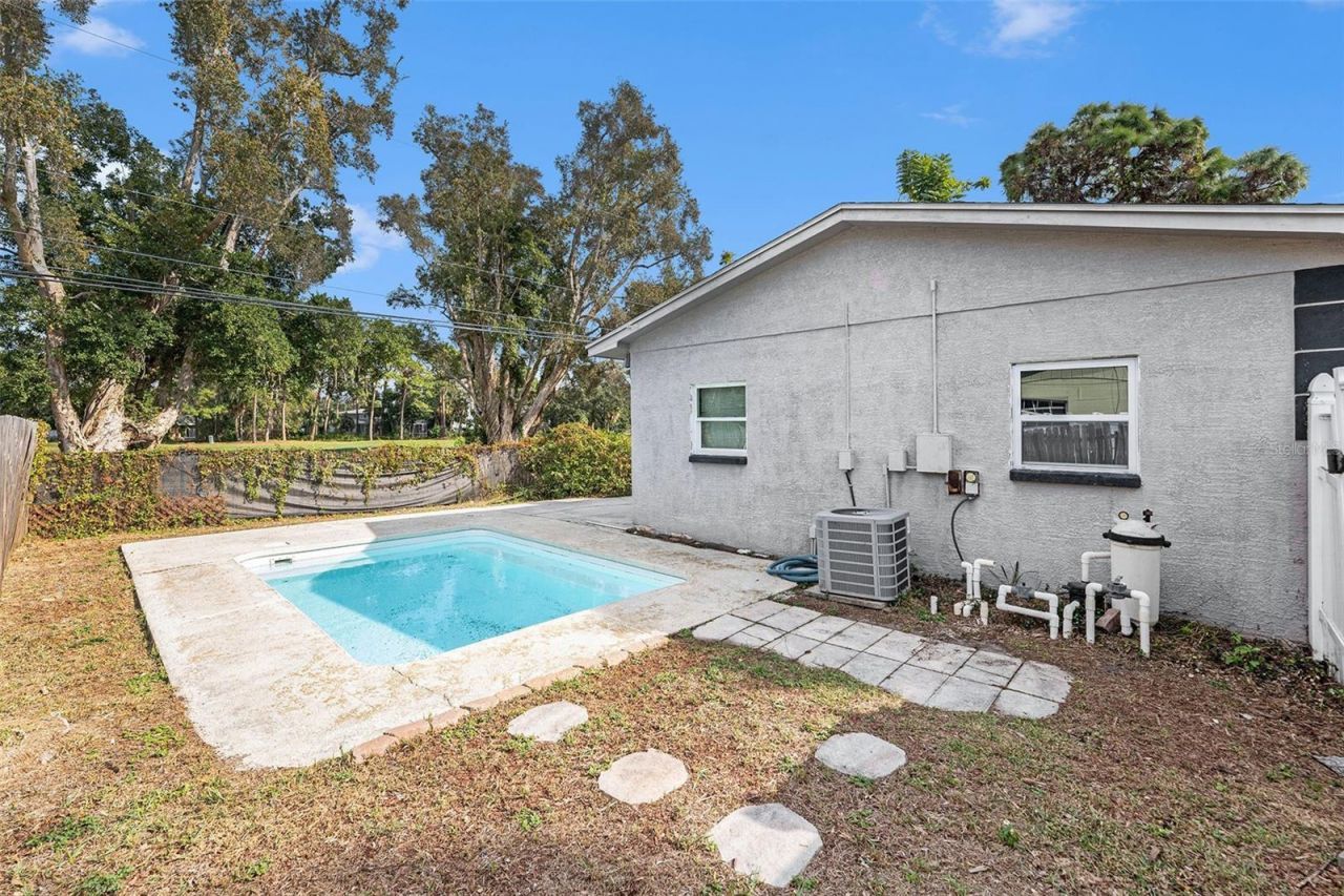 4260 Narvarez Way S, Saint Petersburg, FL 33712 Photo