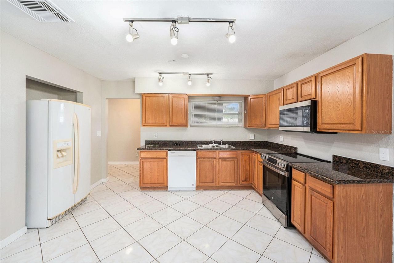 4260 Narvarez Way S, Saint Petersburg, FL 33712 Photo