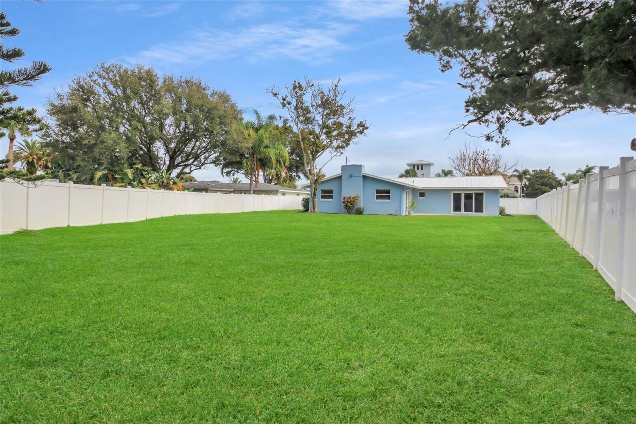 445 Desoto Drive, New Smyrna Beach, FL 32169 Photo