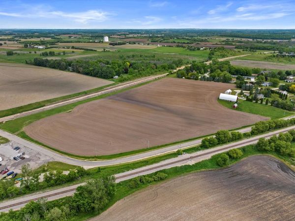 Lt0 MARIETTA AVENUE, Ixonia, WI 53036