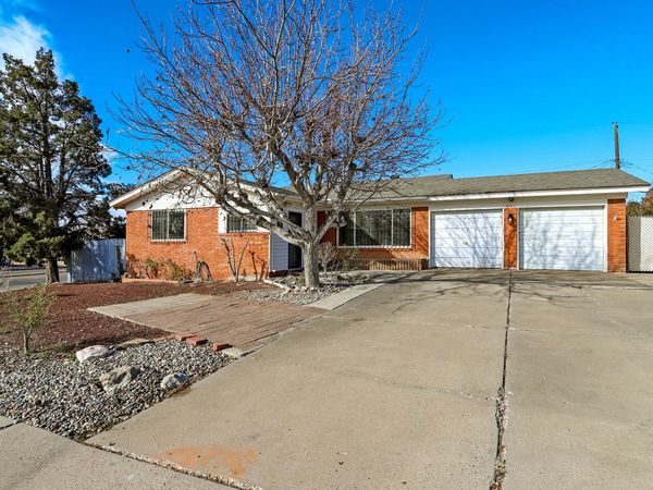 3701 Piermont Drive NE, Albuquerque, NM 87111