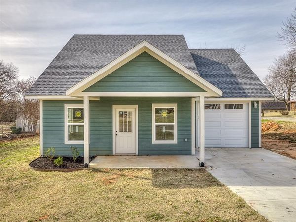 1831 Rockford Drive, Eufaula, OK 74432