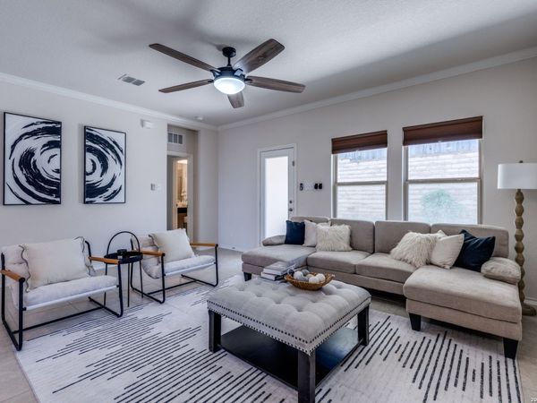 12445 Vista Rim, San Antonio, TX 78233