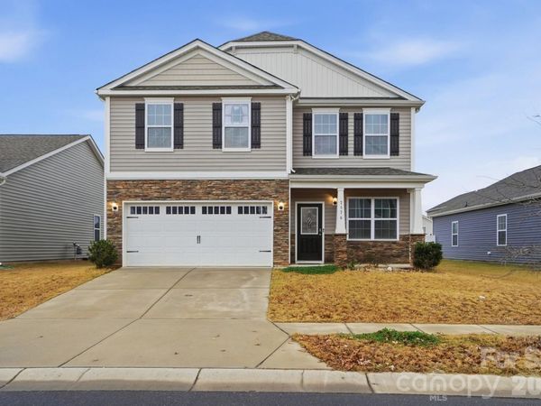 7576 Stonehouse Drive, Gastonia, NC 28056