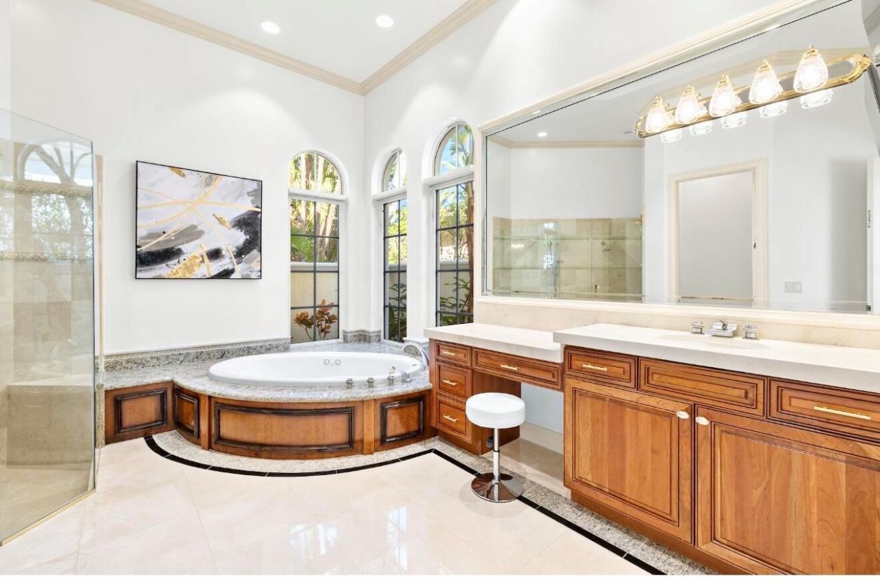 828 Harbour Isle Place, North Palm Beach, FL 33410 Photo