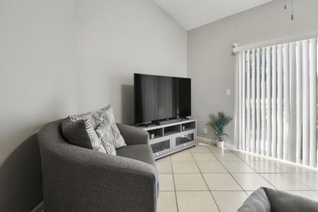 10601 Pelican Drive, Wellington, FL 33414 Photo