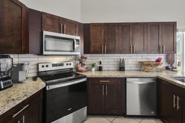 10601 Pelican Drive, Wellington, FL 33414 Photo