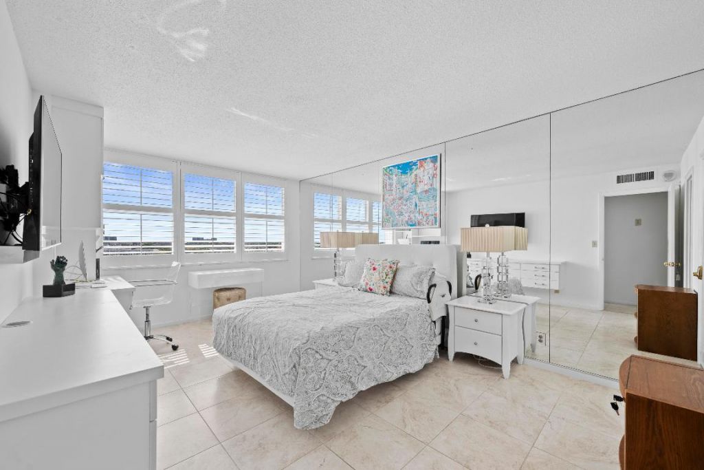 2600 N Flagler Drive, Unit 1007, West Palm Beach, FL 33407 Photo