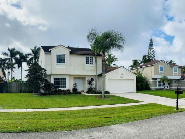 9928 Moss Pond Drive, Boca Raton, FL 33496