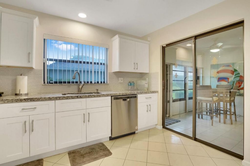 4180 Mango Tree Court, Unit B, Boynton Beach, FL 33436 Photo