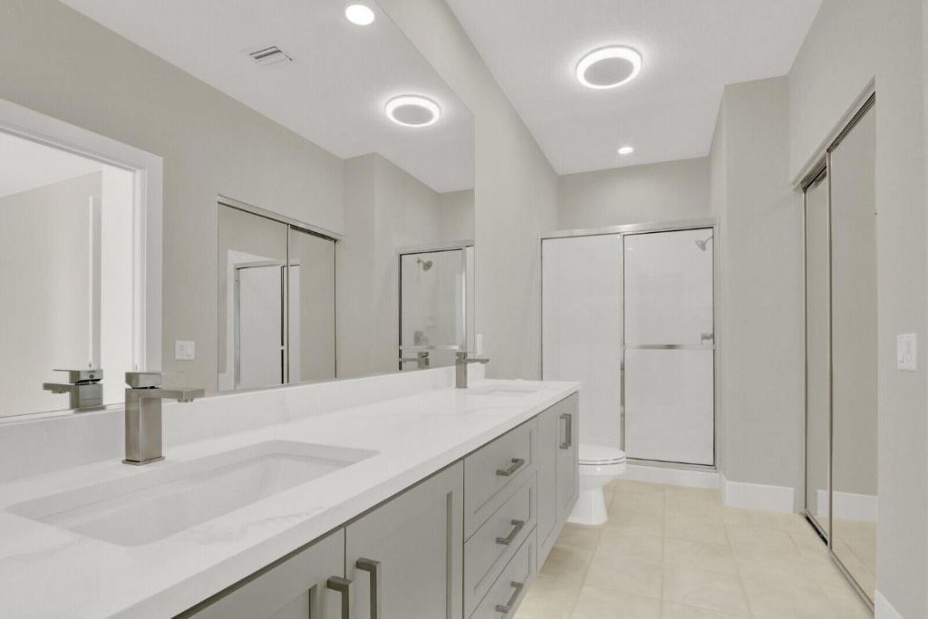 28 Live Oak Circle, Tequesta, FL 33469 Photo