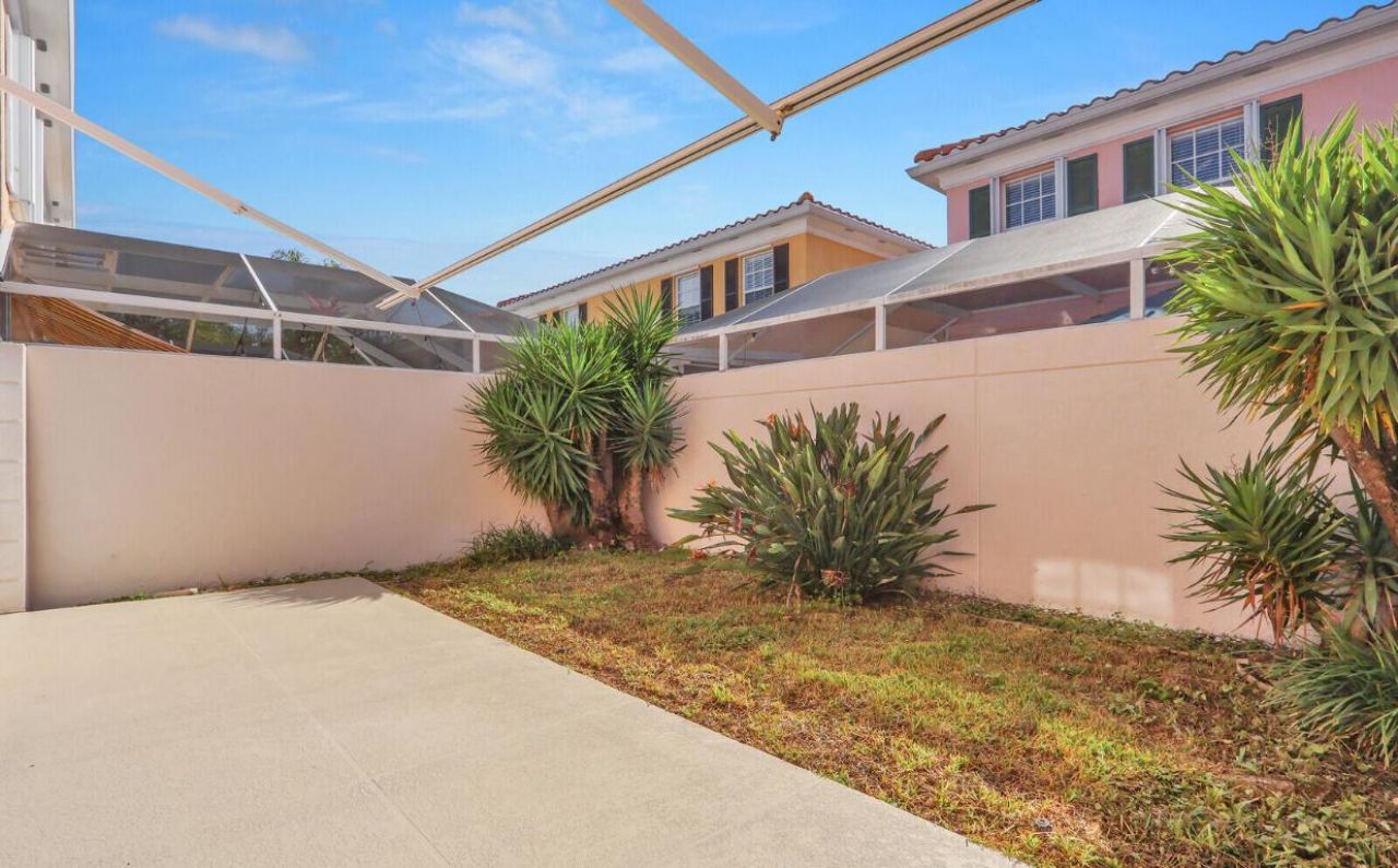 28 Live Oak Circle, Tequesta, FL 33469 Photo