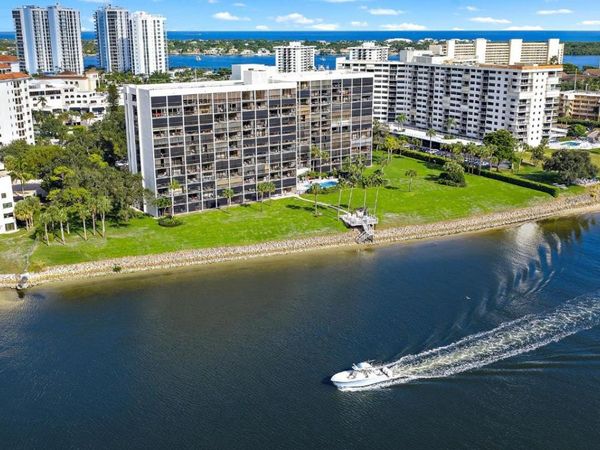 356 Golfview Road, Unit 805, North Palm Beach, FL 33408