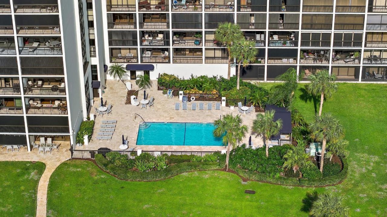 356 Golfview Road, Unit 805, North Palm Beach, FL 33408 Photo