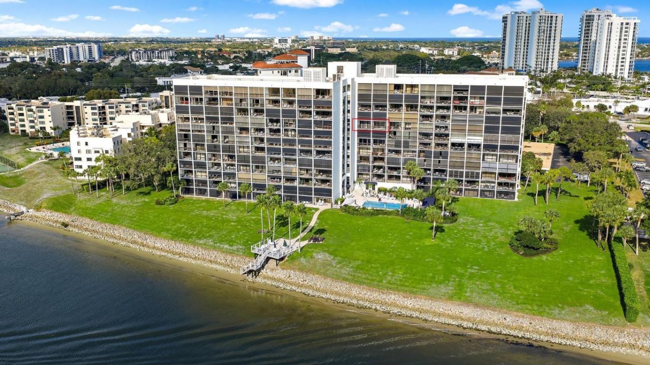 356 Golfview Road, Unit 805, North Palm Beach, FL 33408 Photo