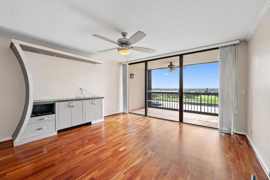 356 Golfview Road, Unit 805, North Palm Beach, FL 33408 Photo