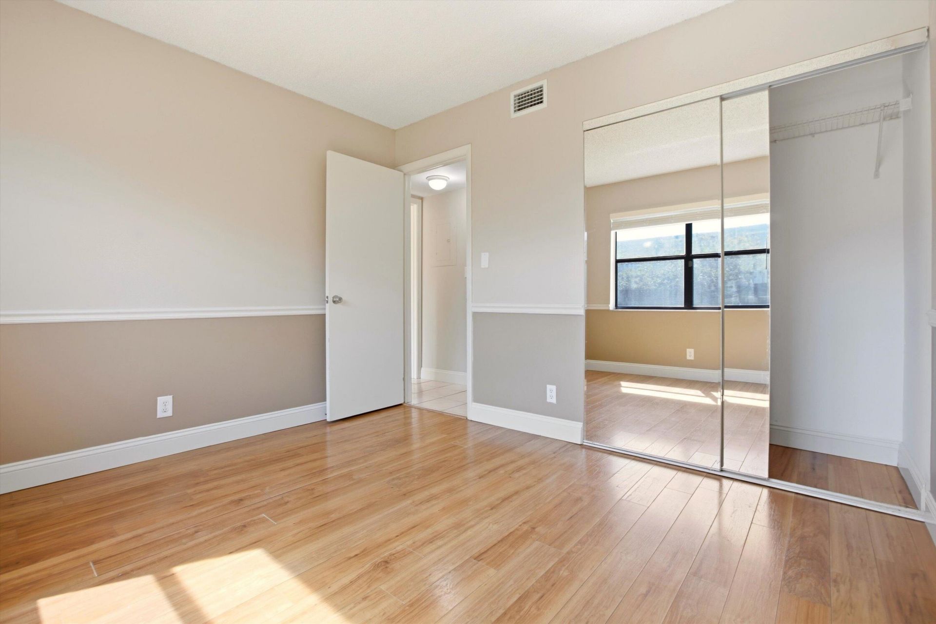 10049 Winding Lake Road, Unit 104, Sunrise, FL 33351 Photo