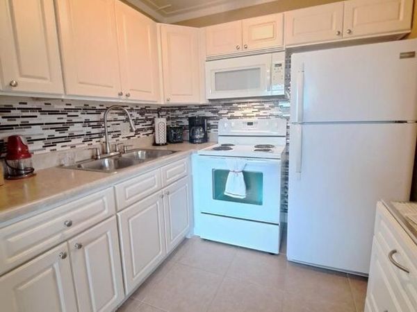 125 Norwich F, West Palm Beach, FL 33417