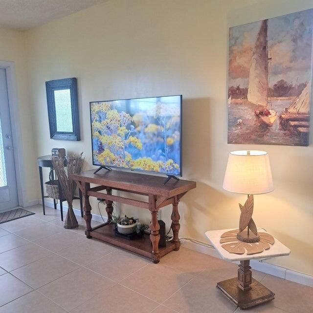 125 Norwich F, West Palm Beach, FL 33417 Photo