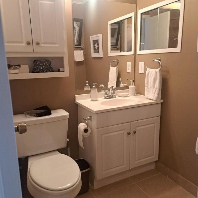 125 Norwich F, West Palm Beach, FL 33417 Photo