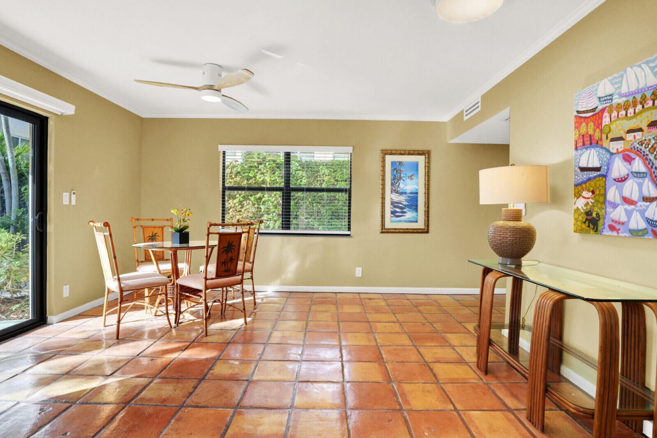 300 Inlet Way, Unit 2, Palm Beach Shores, FL 33404 Photo