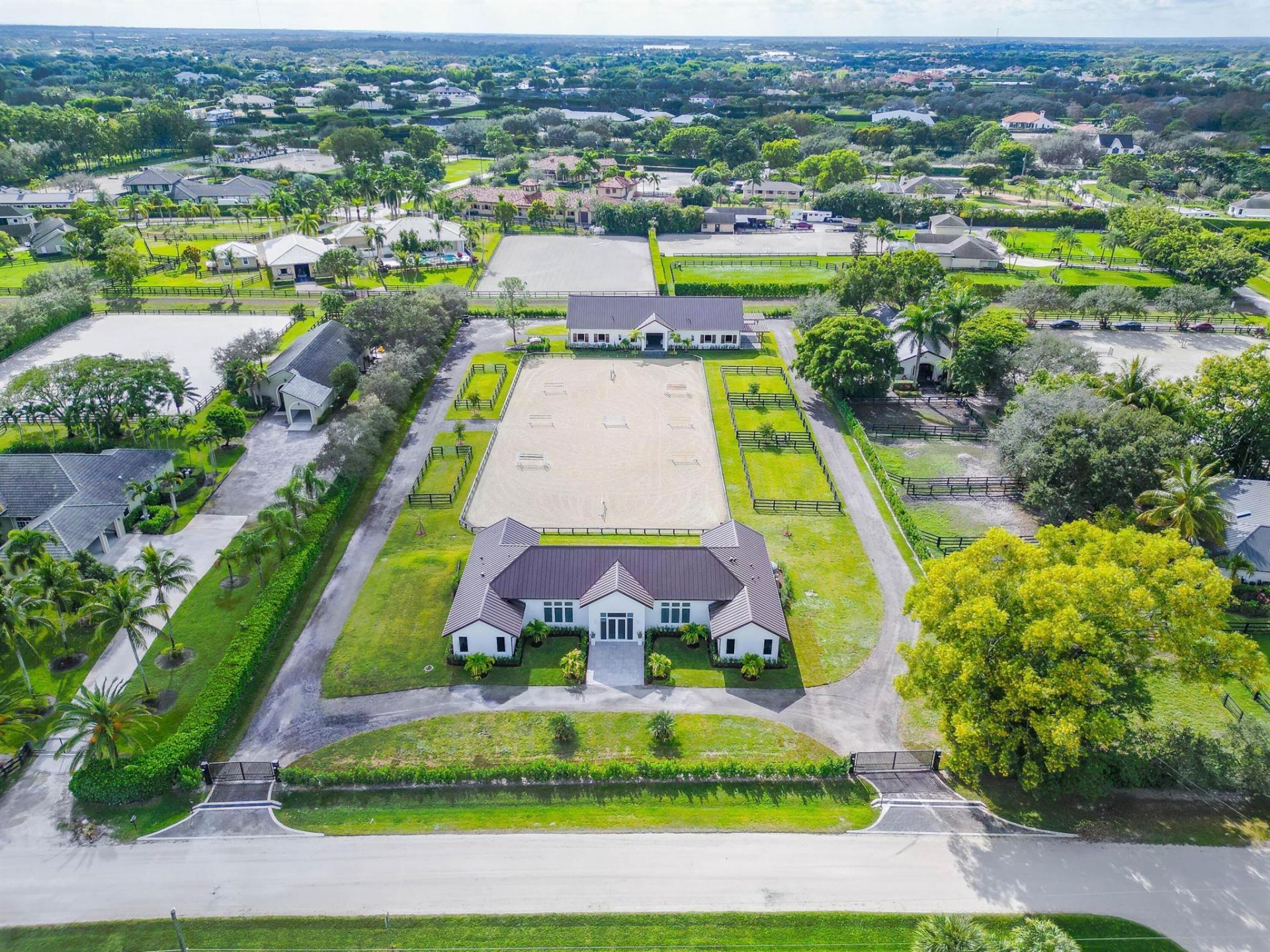 2889 Appaloosa Trail, Wellington, FL 33414 Photo