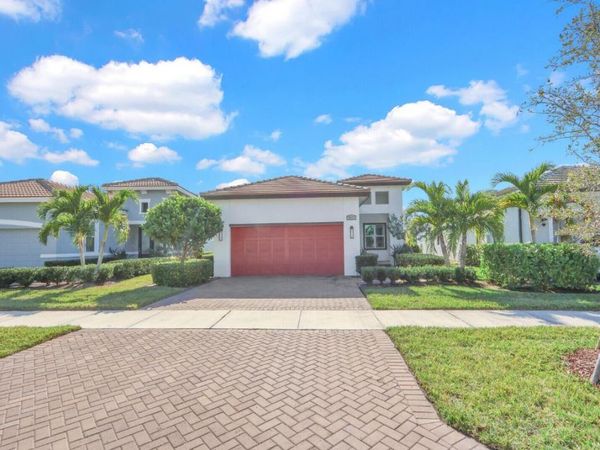 9273 SW Pepoli Way, Port St. Lucie, FL 34987