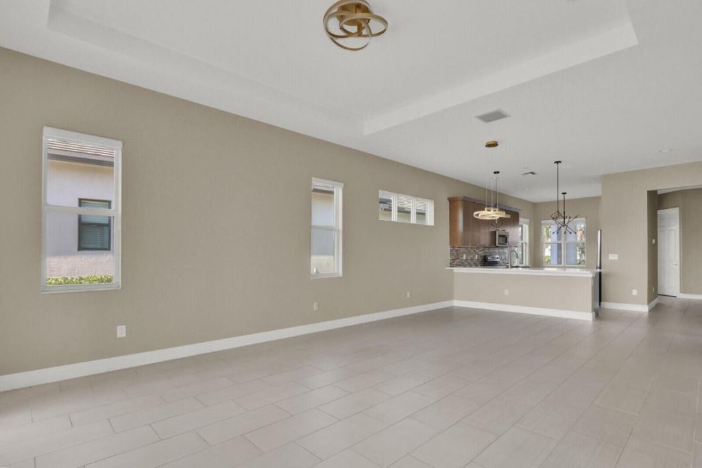 9273 SW Pepoli Way, Port Saint Lucie, FL 34987 Photo