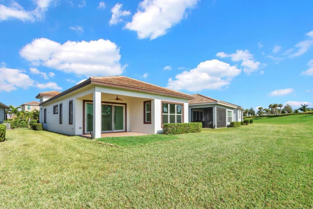 9273 SW Pepoli Way, Port Saint Lucie, FL 34987 Photo