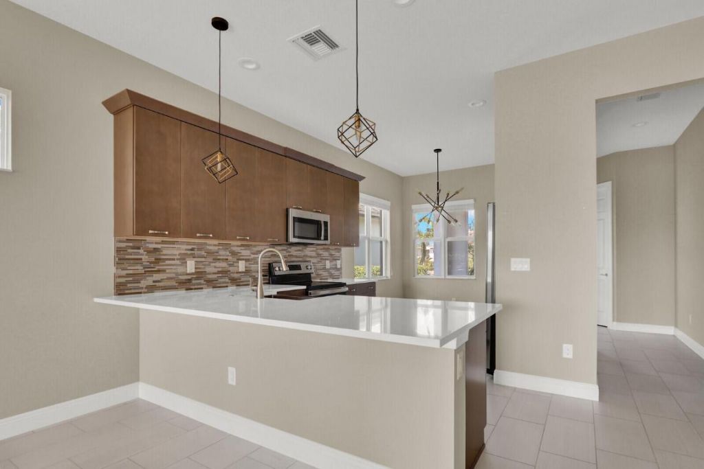 9273 SW Pepoli Way, Port Saint Lucie, FL 34987 Photo