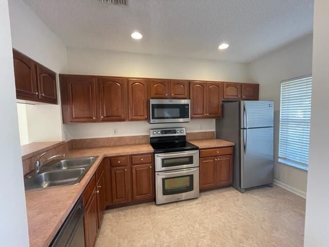 5219 Palmbrooke Circle, West Palm Beach, FL 33417 Photo